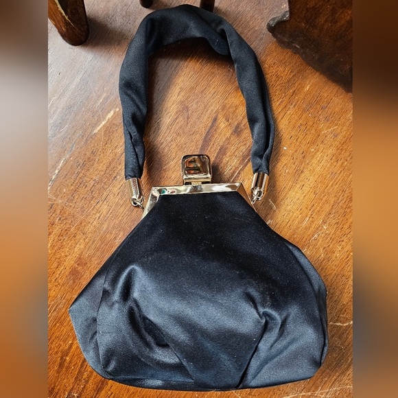 Unbranded Handbags - Gorgeous Black Satin Evening Handbag with Goldtone Turnlock closure EUC
